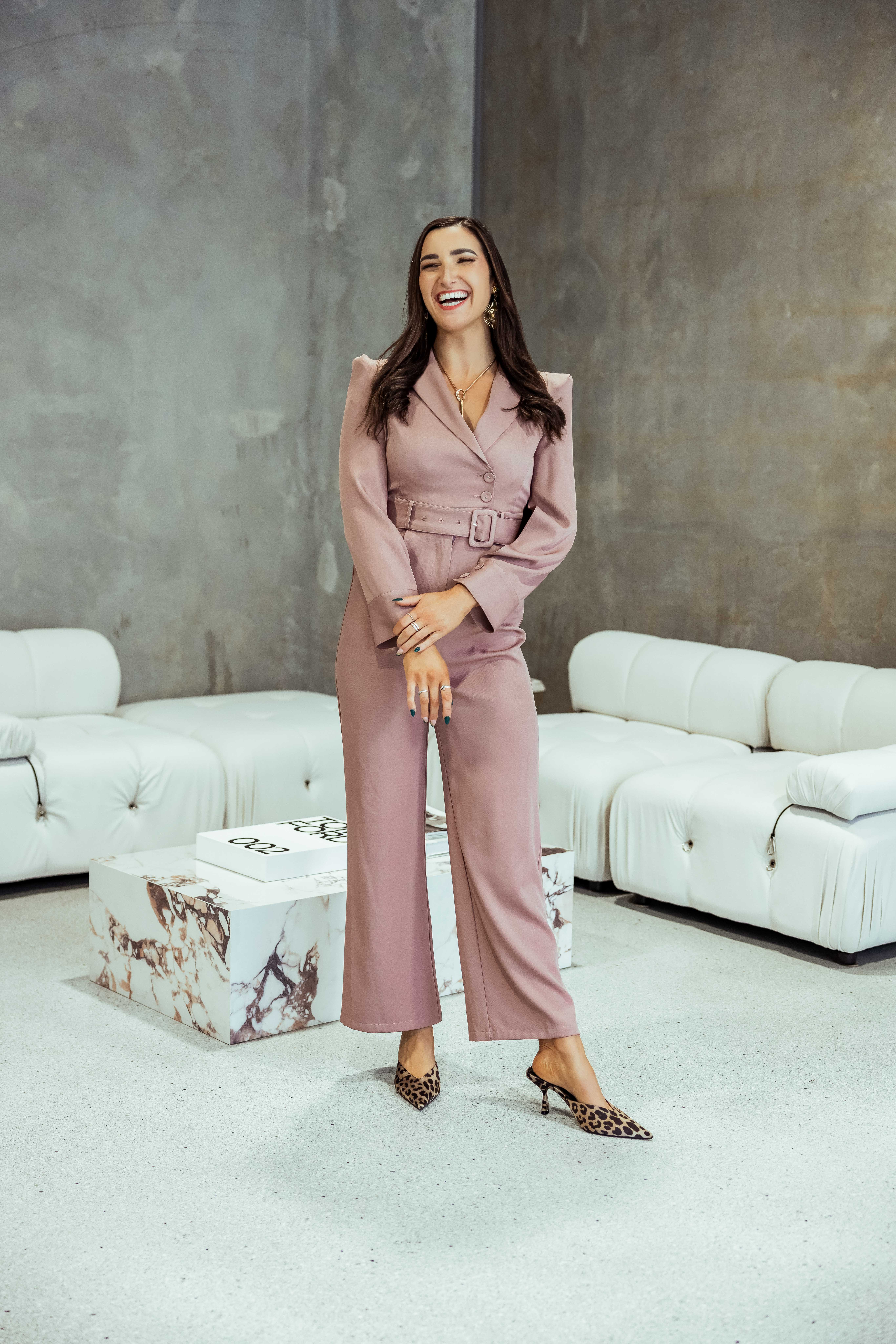 Communication Specialist, Communication Consultant, Communication Coach